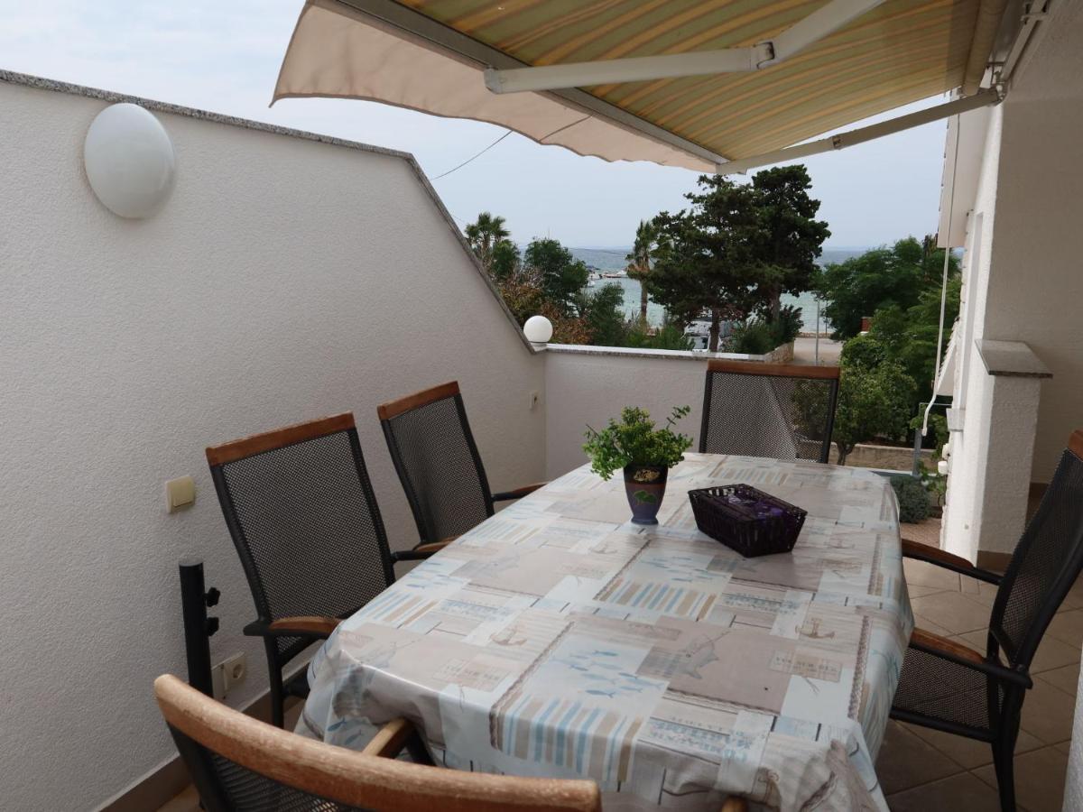 Apartment Mira-1 By Interhome Vir Exterior photo